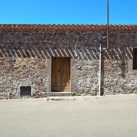 S'ommu Ezza Vendégház 3*