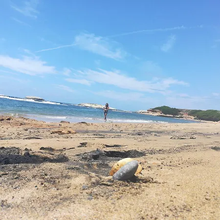 S'ommu Ezza 招待所 3*