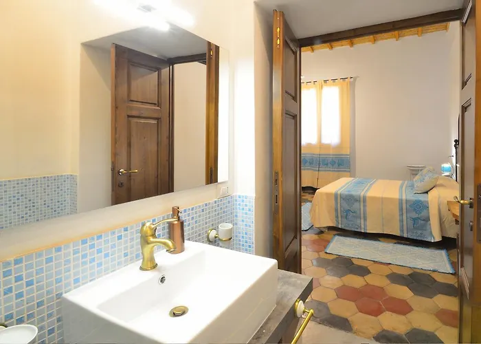 Affittacamere S'ommu Ezza 3*