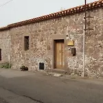 Vendégház S'ommu Ezza
