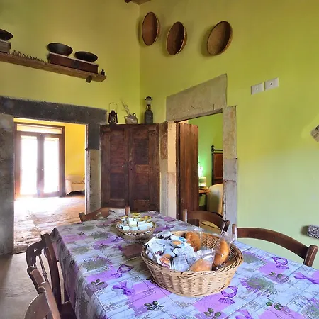 Guest house S'ommu Ezza Narbolia