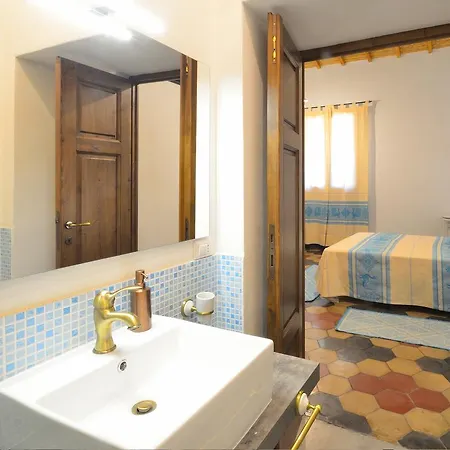 Guest house S'ommu Ezza *