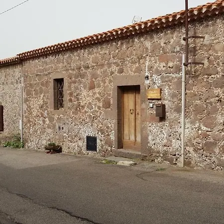 Guest house S'ommu Ezza