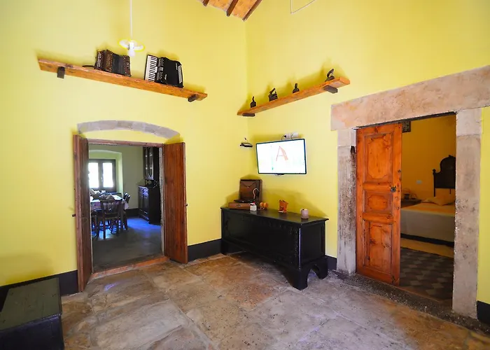 Affittacamere S'ommu Ezza 3*