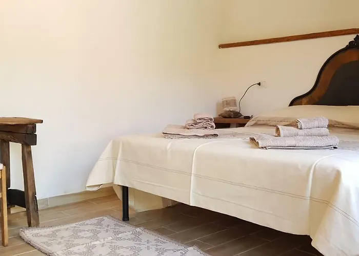 Affittacamere S'ommu Ezza Narbolia